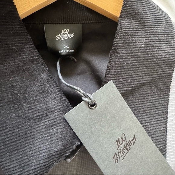 NWT 100 Thieves x Jujutsu Kaisen Gray Black Jacket size XXL Unisex - Picture 9 of 12